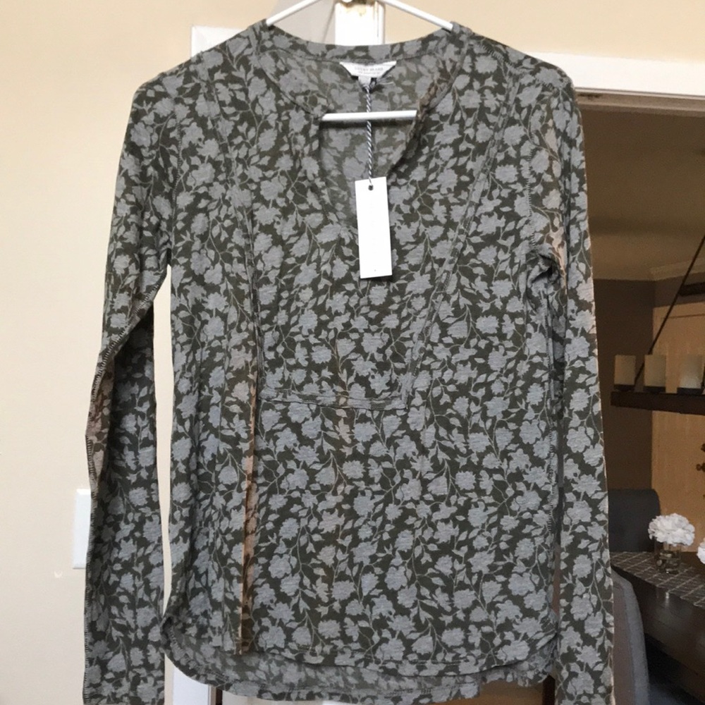 Lucky long sleeve shirt
